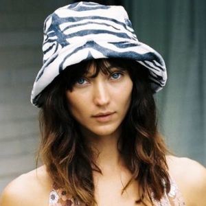 New Lack Of Color Wave Bucket Hat Small/Medium